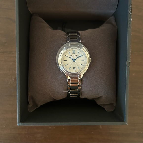 NWT Bulova Women's Analog Classic Watch Silver Blue New - Picture 3 of 11